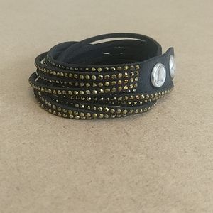 Swarovski Slake Bracelet Black & gold - NWOT